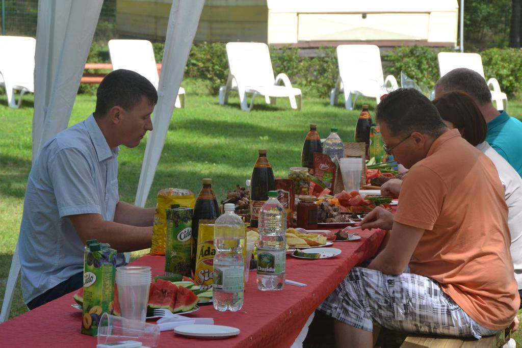 Chill&Grill Camping Daugavpils Bagian luar foto